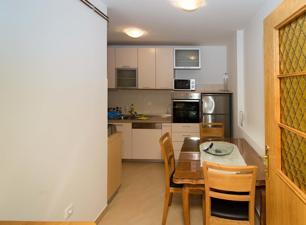Apartment Peran Šibenik Exterior foto